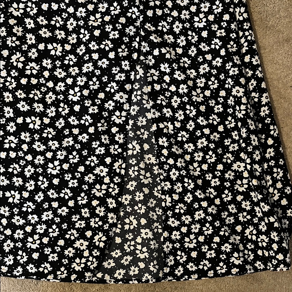 SHEIN Black and White Floral Dress with side split - Picture 6 of 7